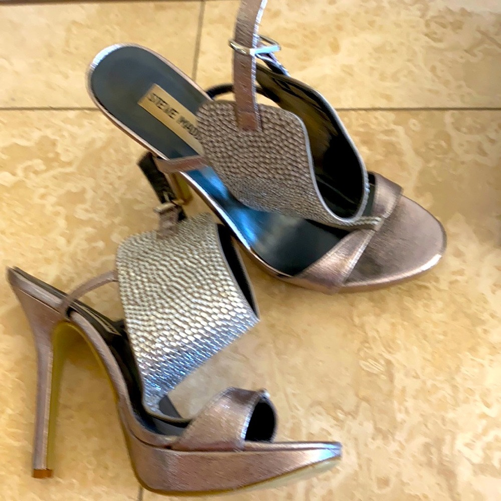 Sparkling heels for partying